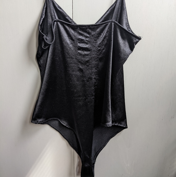 Garage Black Bodysuit - Picture 4 of 8